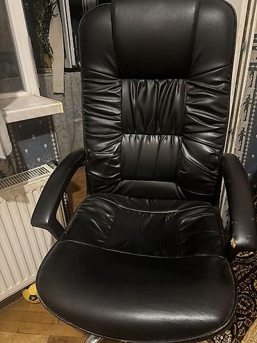 ev mebel: Erqonomik ofis kreslosu - Material: süni dəri üzlük, yumşaq dolğu - — 1