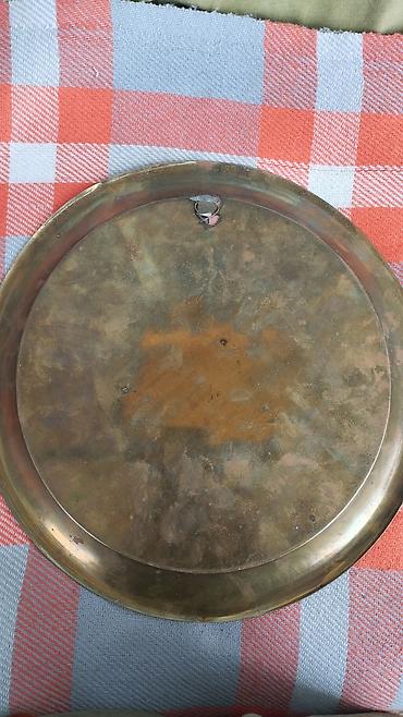 ev saat: Misir üslubunda vintage latun pannosu. Əl işi oyma. Qızılı rəngli — 2