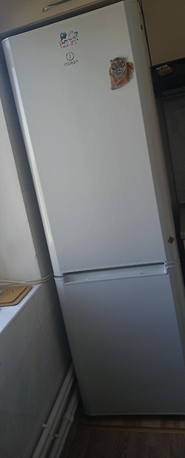 soyuducular ucuz: Indesit iki qapılı soyuducu - Rəng: ağ - Qapıların yerləşimi — 2