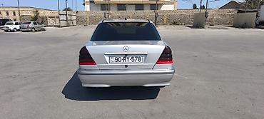 ceska disk: Mercedes-Benz C-Class: 2.2 l | 1999 il Sedan — 2