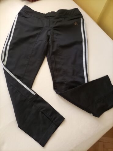 Donji deo: Adidas, M (EU 38), Jednobojni, bоја - Crna — 2