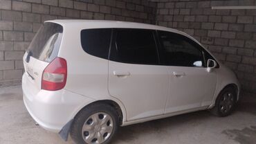 авто в рассрочку без первоначального взноса: Honda Fit: 2001 г., 1.3 л, Автоматические, Бензин, Хэтчбэк