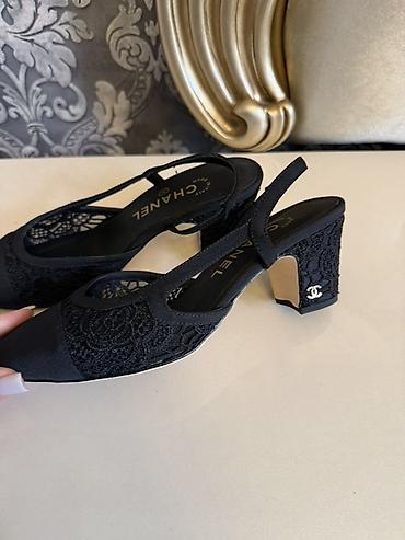 tuflilər: Chanel Qadın ayaqqabısı – zərif krujeva detallı, arxası açıq — 3