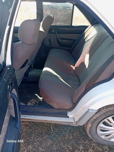 митсубиси каризма 1 6: Mercedes-Benz 190: 1990 г., 0.2 л, Механика, Бензин, Седан