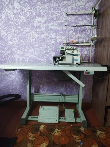 утюг для швейного цеха: Швейная машина Оверлок