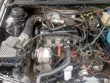 Volkswagen: Volkswagen Passat: 1992 г., 1.8 л, Механика, Бензин, Универсал