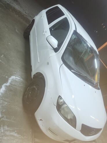 срочно продать машину: Mazda Demio: 2005 г., 1.3 л, Автомат, Бензин, Хетчбек