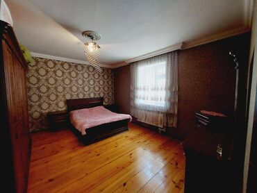 Uzunmüddətli kirayə evlər: 100 kv. m, 3 otaqlı — 2