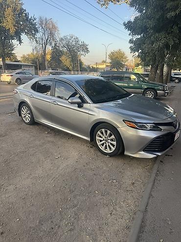Toyota Camry: 2019 г., 2.5 л, Автомат, Бензин, Седан