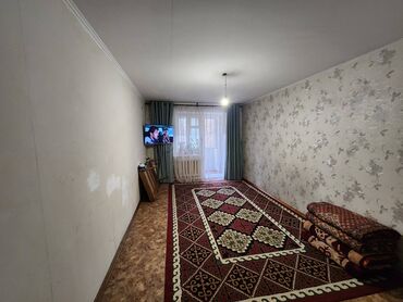 авторынок kg: 2 комнаты, 48 м², Индивидуалка, 2 этаж, Косметический ремонт