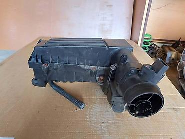 kisobran za auto protiv sunca: KUCISTE VAZDUSNOG FILTERA 2.0 ZA VOLKSWAGEN OSTALO - 3C0129607AG | — 4