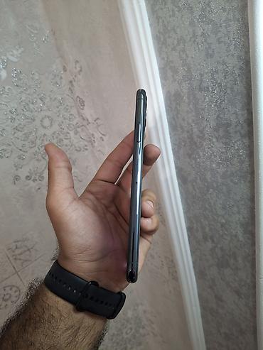 apple barter: IPhone 11 Pro Max, 64 GB, Black Titanium, Simsiz şarj, Barmaq izi, Face ID — 5
