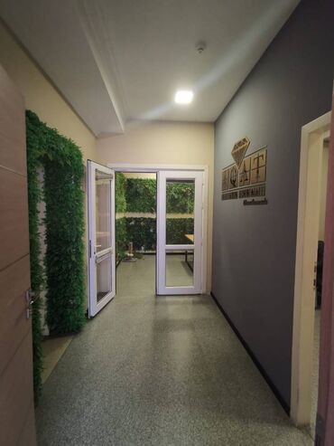 Ofislər: Bütün şəraitli mebelli yüksək dizaynda təmirli hazır ofis 4 mərtəbədə -da lalafo.az — 9 Ofislər: Bütün şəraitli mebelli yüksək dizaynda təmirli hazır ofis 4 mərtəbədə — 9