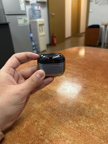 galaxy buds 4 pro: Samsung Galaxy Buds3 Pro – simsiz qulaqlıq Xüsusiyyətlər: - Aktiv — 9