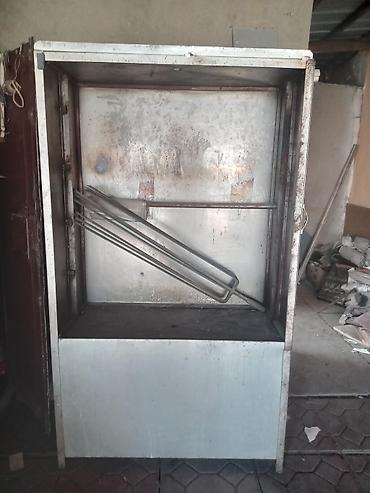 Бизнес үчүн жабдуулар: Продаю холодильник и гриль машину, оба в рабочем состоянии цена — 3
