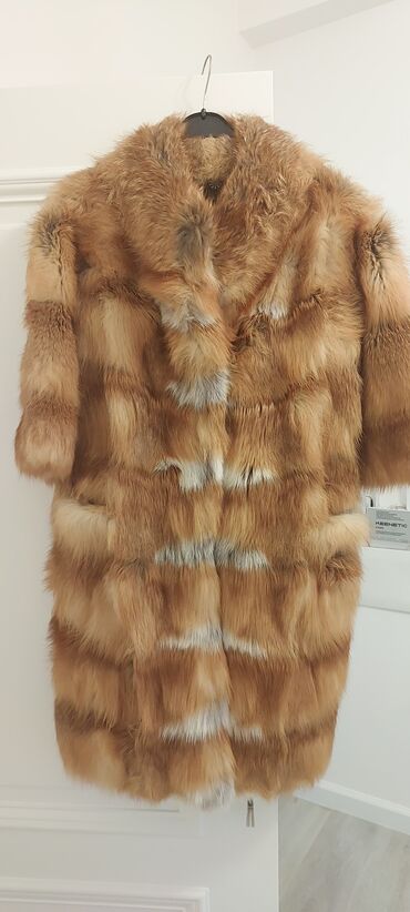 Kürklər: Manzari brendinin tülkü kürkünü satıram. Ölcu 40-42, 3/4 qollar — 6