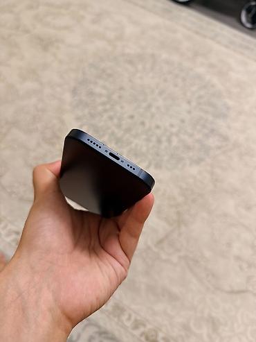Apple iPhone: IPhone 13, Qara, Simsiz şarj — 5