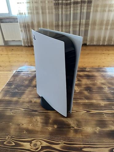 playstation 5 azn: Sony PlayStation 5 (Disk versiyası) – tam dəst Xüsusiyyətlər: - PS5 — 2