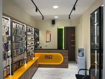 Информатика: Mağaza mobil aksessuarlar satışı ilə məşquldu və hazır biznesdir