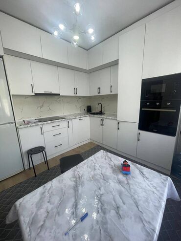 79000 м², 4 комнаты, Свежий ремонт Кухонная мебель