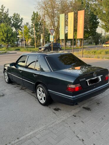Mercedes-Benz: Mercedes-Benz W124: 1993 г., 2.2 л, Автомат, Бензин, Седан