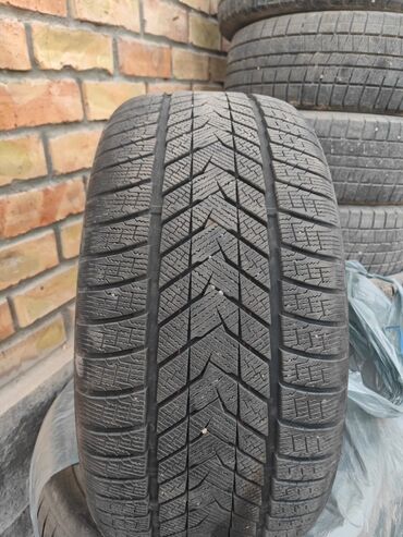 шины на внедорожник: Шины 275 / 40 / R 21, Б/у, Комплект, Легковые, Китай