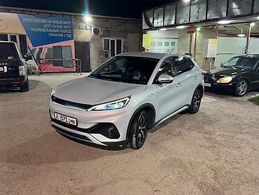 подсветка салона автомобиля: BYD Song Plus: 2023 г., Электромобиль, Кроссовер — 1