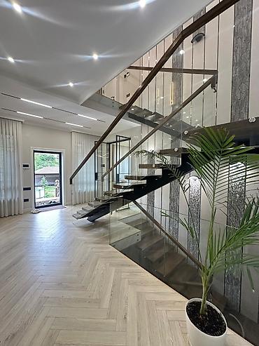 Долгосрочная аренда домов: 270 м², 5 комнат at lalafo.kg — 4 Долгосрочная аренда домов: 270 м², 5 комнат — 4