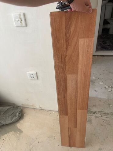 Laminat: Laminat, Sinif - 34, 10 mm, Ünvandan götürmə
