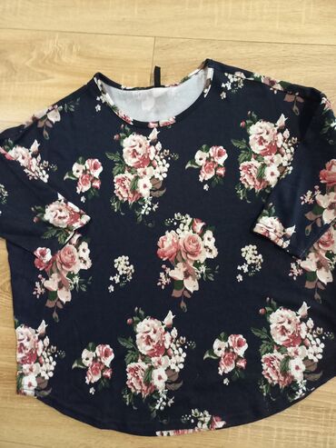 trenerke novi pazar muske: M (EU 38), Cotton, Short, Floral