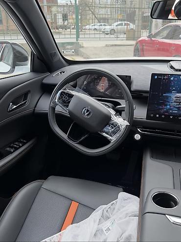 чанган уни в: Changan Uni-Z: 2026 г., 1.5 л, Робот, Бензин, Кроссовер — 4
