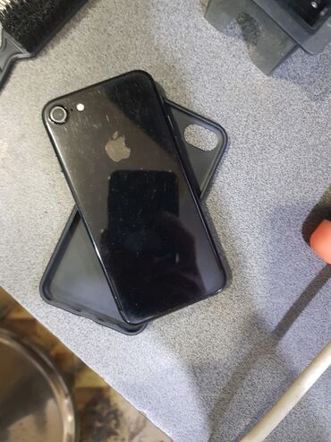 Apple iPhone: IPhone 7, 128 GB, Jet Black, Barmaq izi