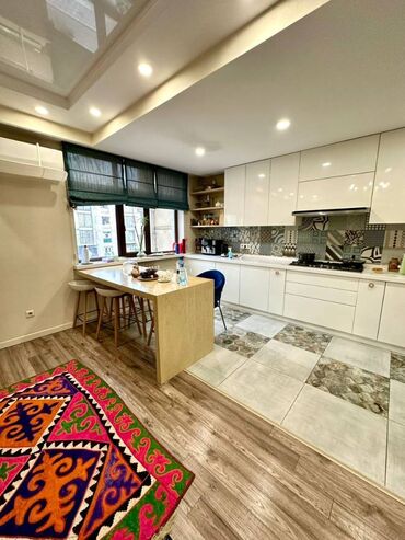 продам 3 х ком кв в мкр: 3 бөлмө, 116 кв. м, Элитка, 3 кабат, Евроремонт