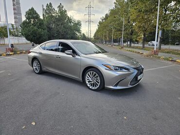 Lexus: Lexus ES: 2019 г., 2.5 л, Вариатор, Гибрид, Седан