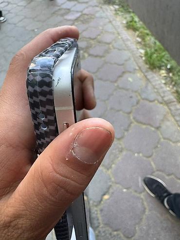 dvd rom: IPhone 12 mini, Б/у, 128 ГБ, Белый, Чехол, 80 % — 4