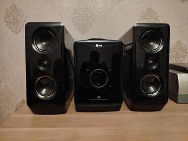 LG Колонка, Тип - Для домашнего кинотеатра, цвет - Черный