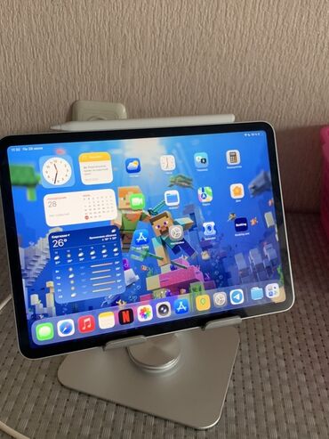 карманный вайфай: Планшет, Apple, память 128 ГБ, 10" - 11", Wi-Fi, Б/у, Классический цвет - Серебристый
