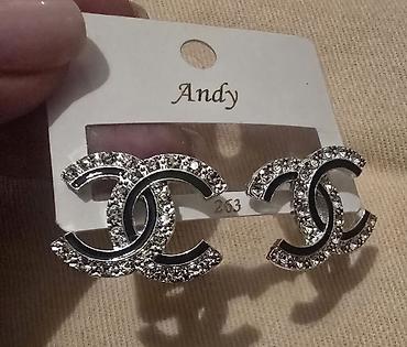 Accessories: Mindjuše CC znak sa cirkonima, srebrne i zlatne boje, bizuterija. Kao — 6