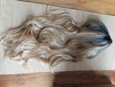 Perike i klipse: Poluorirodne perike
3500 na lalafo.rs — 9 Perike i klipse: Poluorirodne perike
3500 — 9