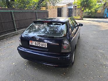 honda inside: Honda Civic: 1998 г., 1.4 л, Механика, Бензин, Хэтчбэк — 6