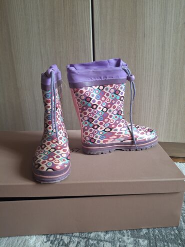 Uşaq ayaqqabıları: Usaq üçün sapox.ölçü 31 .təzə kimi qalib — 8