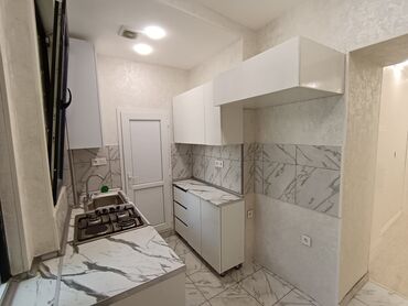 Köhnə tikili: Bakı, 2 otaqlı, Köhnə tikili, m. Sahil, 30 kv. m — 14