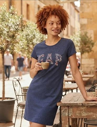 GAP pamučna haljina–majica, tamnoplava - Model: haljina T-shirt
