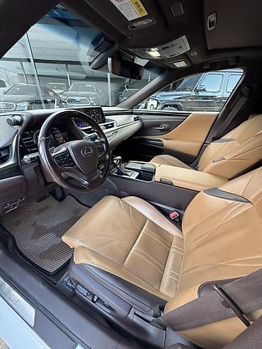 для авто: Lexus ES: 2020 г., 2.5 л, Вариатор, Гибрид, Седан — 10