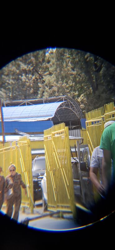 Бинокли: Бинокль с увеличением 20x и объективом 50 мм. Корпус черного цвета с — 8