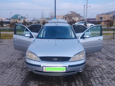 Ford: Ford Mondeo: 2002 г., 1.8 л, Механика, Бензин, Седан