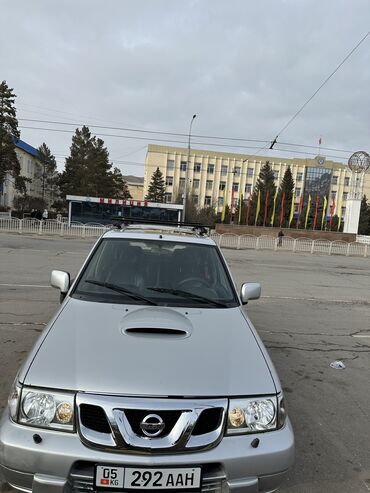 электрический автомобиль: Nissan Terrano II: 2002 г., 2.7 л, Механика, Дизель, Внедорожник