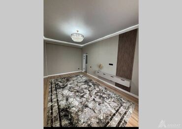 срочно продаётся 1 комнатная квартира в районе ошского рынка по улице молодая гвардия токтогула: 1 бөлмө, 44 кв. м, 107-серия, 6 кабат, Дизайнердик ремонт