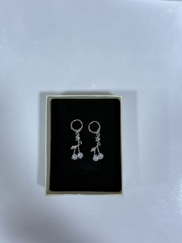 Bijuteriya dəstləri: Qadın bəzək aksesuarları – geniş seçim Məhsullar: - Qızılı tonlarda — 121