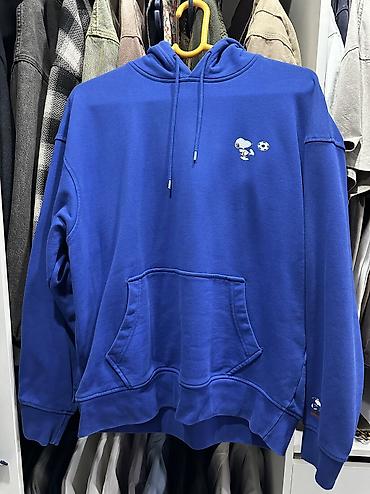 nike tech flece: Продаю толстовку levis, из коллекции peanuts. Состояние хорошее — 1